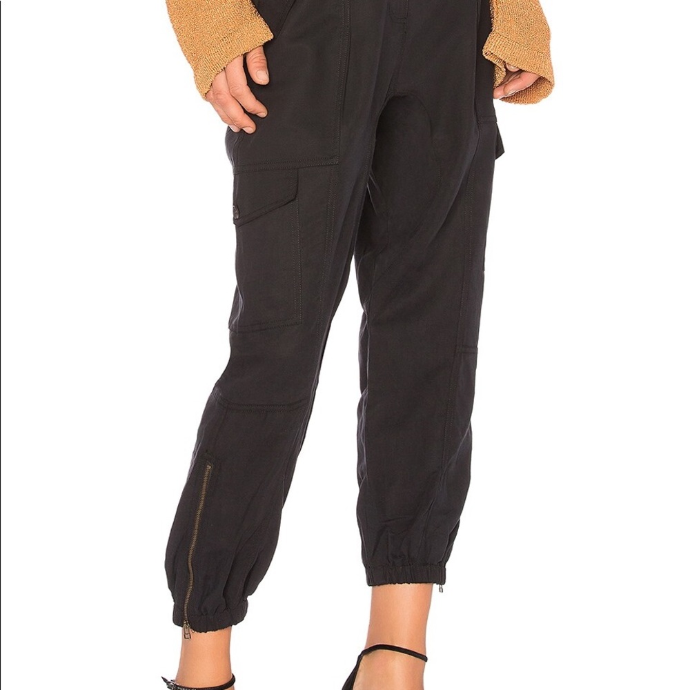 Ulla Johnson Edris pant. Size zero but waist is 14 accross. Fits size 0-6 IMO